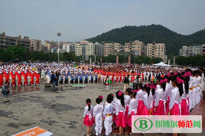 貴陽振華藝術(shù)師范職校2023年報名條件、招生要求、招生對象