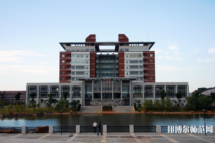 長沙理工師范大學云塘校區(qū)招生辦聯系電話