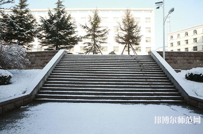 山東威海藝術(shù)幼兒師范學校2018年報名條件、招生對象