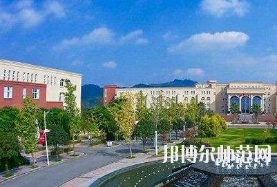 成都成工科技工程技工幼兒師范學(xué)校2018年報(bào)名條件、招生對(duì)象