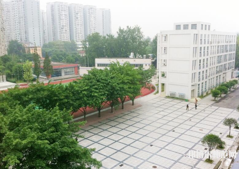 成都洞子口職業(yè)幼兒師范高級(jí)中學(xué)2018年報(bào)名條件、招生對(duì)象