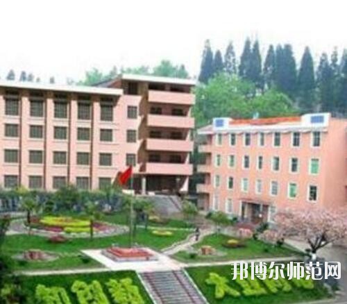 畢節(jié)地區(qū)幼師信息工程學(xué)校2023年報(bào)名條件、招生要求、招生對象