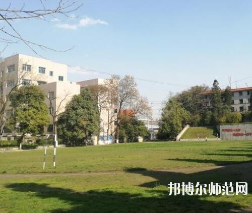 貴陽經(jīng)濟貿(mào)易中等幼師專業(yè)學校2023年報名條件、招生要求、招生對象 width=