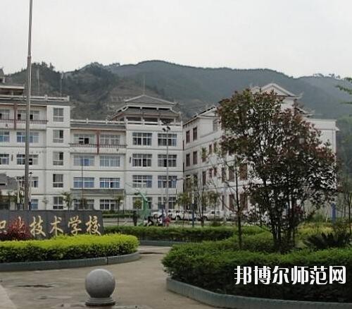 黎平中等幼兒師范職業(yè)技術(shù)學(xué)校2023年報(bào)名條件、招生要求、招生對(duì)象