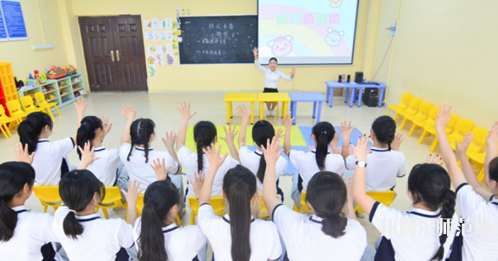 成都五月花幼兒師范高級(jí)技工學(xué)校怎么樣、好不好
