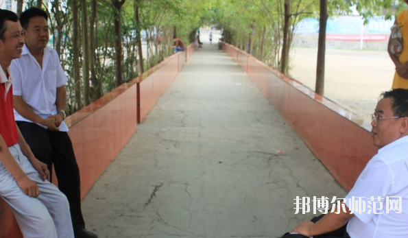 德江縣民族幼兒師范職業(yè)技術(shù)學(xué)院2020年報(bào)名條件、招生要求、招生對(duì)象 