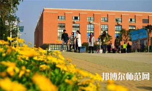四川五月花專修師范學(xué)院2020年報名條件、招生要求、招生對象