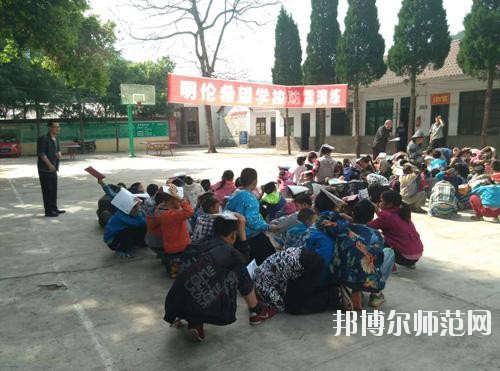 射洪縣職業(yè)中專幼兒師范學(xué)校2020年報(bào)名條件、招生要求、招生對象