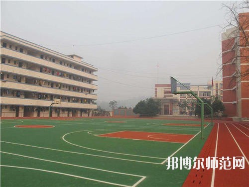 宜賓高場(chǎng)職業(yè)幼兒師范中學(xué)2020年報(bào)名條件、招生要求、招生對(duì)象