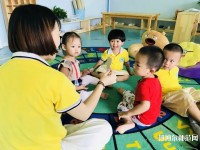 六盤水2021年幼師學(xué)校中專升大?？际裁? /><b>六盤水2021年幼師學(xué)校中專升大?？际裁?/b><span>2020-10-16 15:18</span><p>隨著國(guó)家二胎政策的開放，但由于家長(zhǎng)對(duì)孩子的重視，幼師專業(yè)在近年來飛速發(fā)展，雖然人才緊缺，社會(huì)對(duì)幼兒教師專業(yè)越來越嚴(yán)格，無</p></a></li>
            <li><a href=
