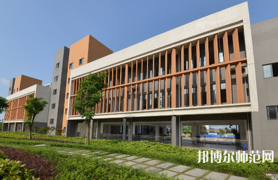 重慶育才幼師職業(yè)教育中心怎么樣、好不好