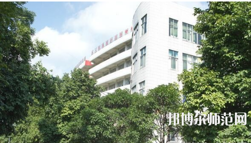 廣西現(xiàn)代職業(yè)技術(shù)師范學(xué)院怎么樣、好不好