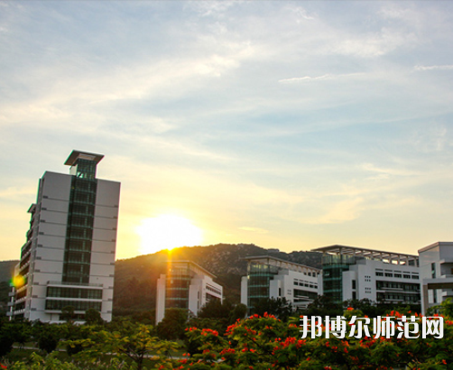 廈門大學(xué)嘉庚師范學(xué)院2023年報名條件、招生要求、招生對象