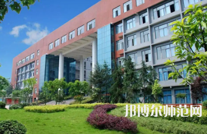 重慶科技師范學(xué)院2023年報名條件、招生要求、招生對象 
