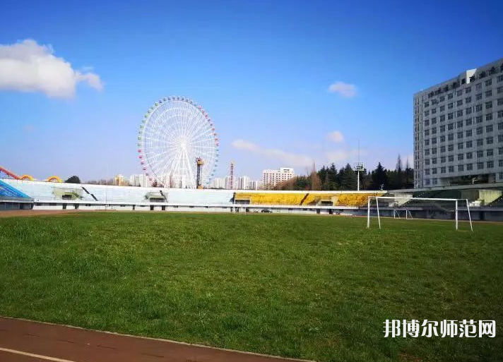 冊亨幼師職業(yè)高級中學校2023年報名條件、招生要求、招生對象
