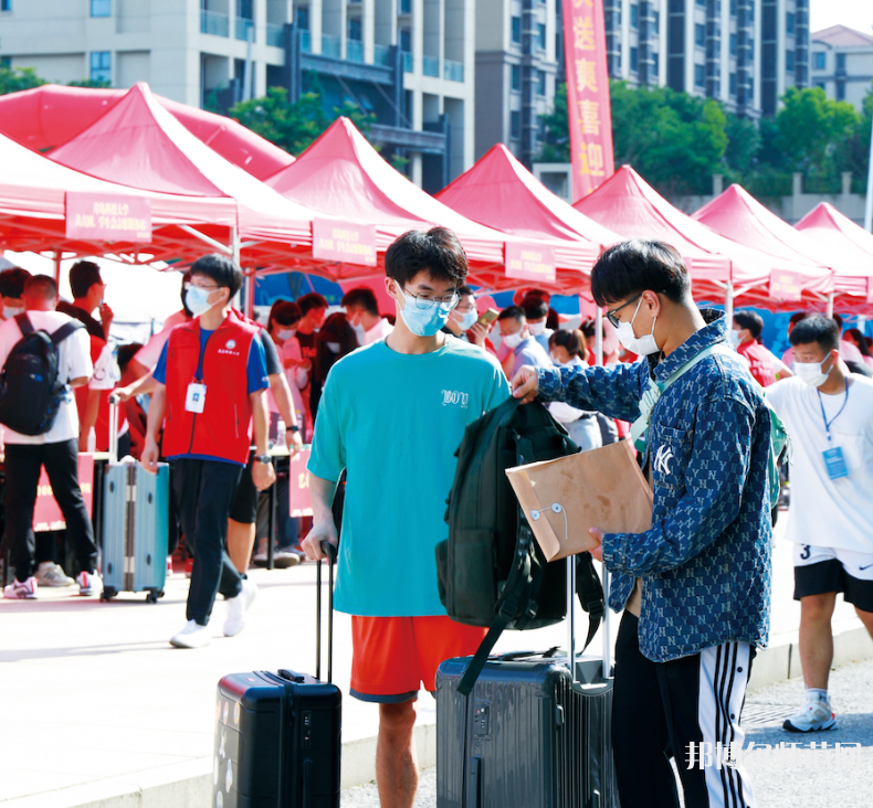 青島科技師范大學(xué)嶗山校區(qū)2023年報(bào)名條件、招生要求、招生對(duì)象 