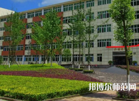 重慶師范大學涉外商貿(mào)學院銅梁校區(qū)2023年報名條件、招生要求、招生對象 