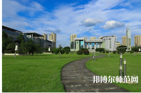 重慶文理學(xué)院2023年學(xué)費(fèi)、收費(fèi)多少 