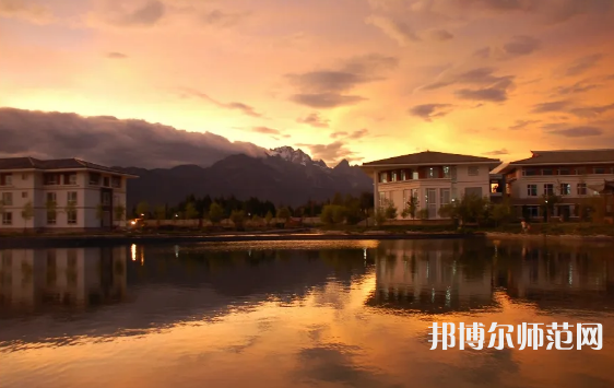 云南大學(xué)旅游文化師范學(xué)院2023年報(bào)名條件、招生要求、招生對(duì)象