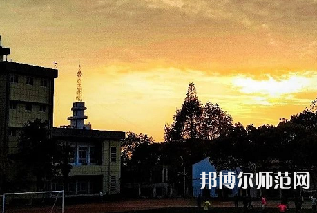黃岡師范學(xué)院2023年報(bào)名條件、招生要求、招生對(duì)象