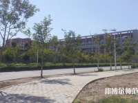 烏魯木齊職業(yè)師范大學(xué)2023年報(bào)名條件、招生要求、招生對(duì)象