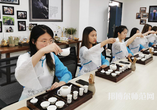 達(dá)州職業(yè)技術(shù)師范學(xué)院新校區(qū)2023年報(bào)名條件、招生要求、招生對(duì)象