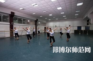 西安建筑科技師范大學雁塔校區(qū)2023年學費、收費多少