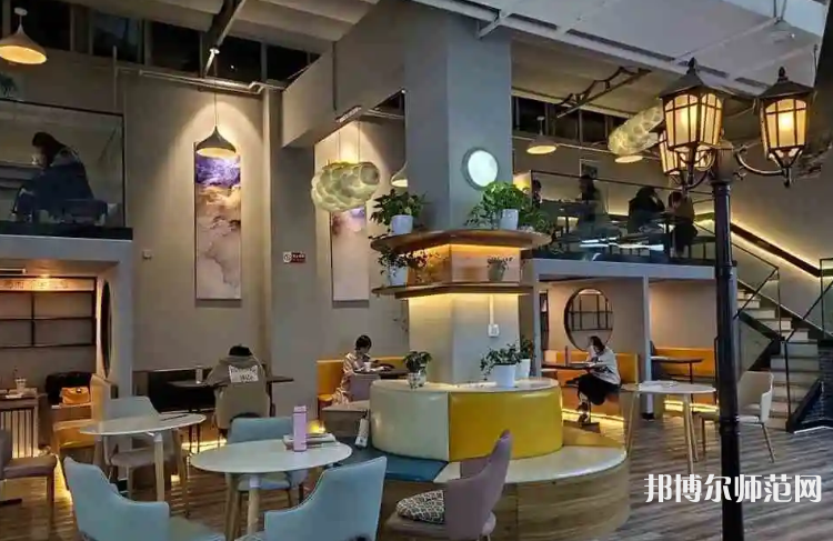 河北師范大學(xué)匯華學(xué)院2023年報(bào)名條件、招生要求、招生對(duì)象