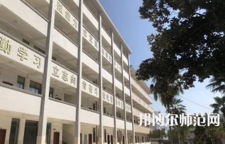 2023年桂林興安師范學(xué)校報名條件、招生對象