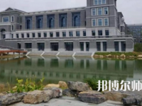 2023年黃麓師范學(xué)校報(bào)名條件、招生對(duì)象