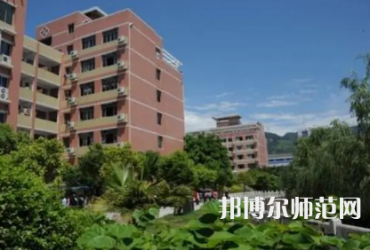 2023年重慶巫山師范學(xué)校報(bào)名條件、招生對象