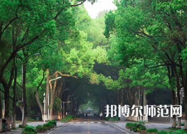 2023年華中師范大學報名條件、招生對象