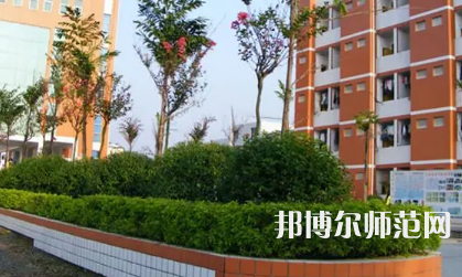 2023年瀘州電子機(jī)械幼師學(xué)校報(bào)名條件、招生對(duì)象
