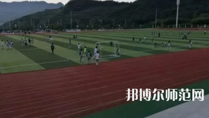2023年云南師范大學(xué)附屬易門(mén)中學(xué)報(bào)名條件、招生對(duì)象