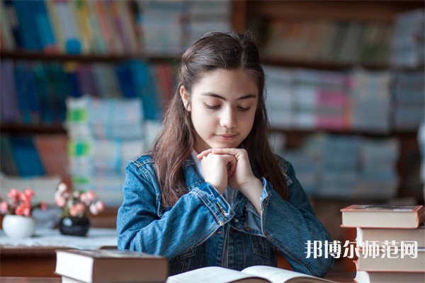 長江師范學(xué)院介紹、地址