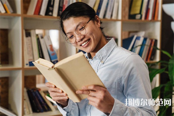 上海外國(guó)語(yǔ)師范大學(xué)賢達(dá)經(jīng)濟(jì)人文學(xué)院崇明校區(qū)介紹、地址