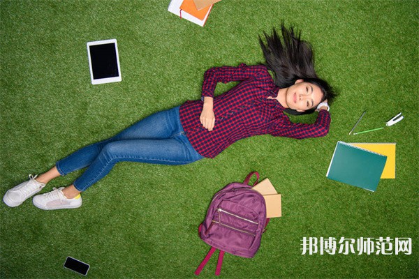 中南財經(jīng)政法師范大學(xué)南湖校區(qū)介紹、地址
