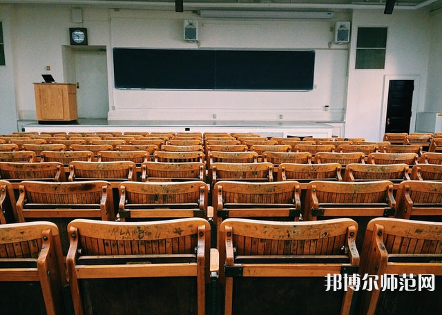 伊春職業(yè)師范學(xué)院介紹、地址