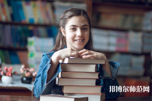 內蒙古豐州職業(yè)師范學院介紹、地址